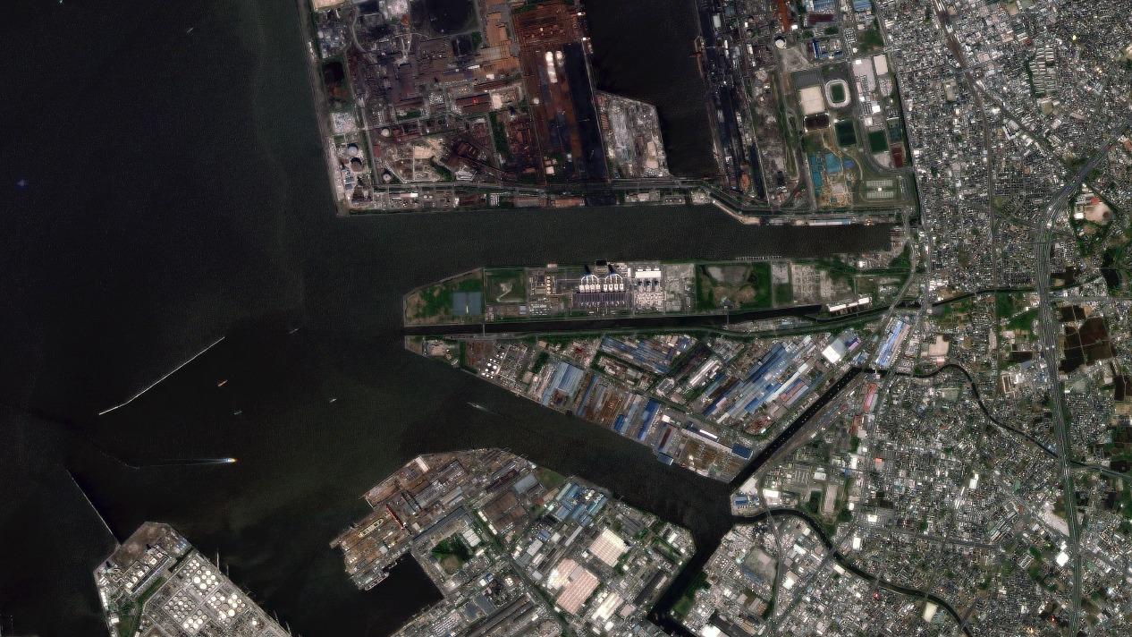 Japan, Tokyo • 05-12-2015 • Pansharpening